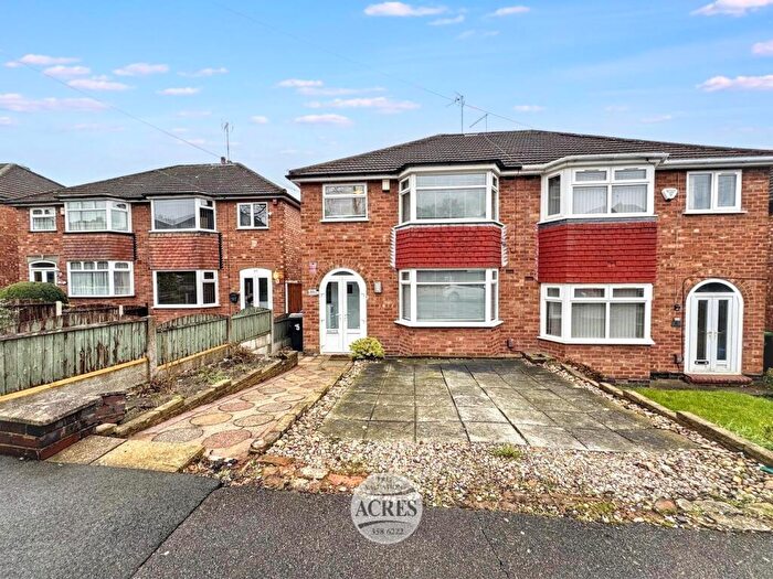 3 Bedroom Semi Detached House For Sale In Gorse Farm Road, Great Barr, Birmingham, B43