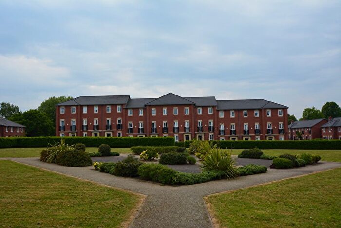 2 Bedroom Flat To Rent In Lowbridge Walk, Claremont, Bilston, WV14