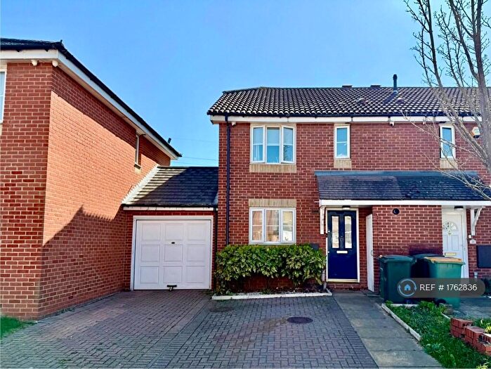 3 Bedroom Terraced House To Rent In Henry Addlington Close, London, E6