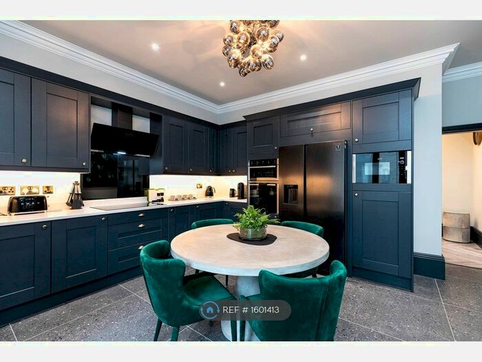 2 Bedroom Flat To Rent In Tapton Elms, Sheffield, S10