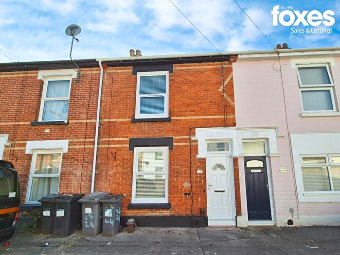 3 Bedroom Terraced House To Rent In York Place, Bournemouth, Dorset, BH7