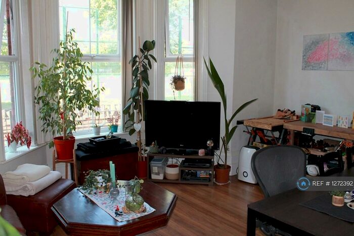 1 Bedroom Flat To Rent In Woodbridge Road, Guildford, GU1