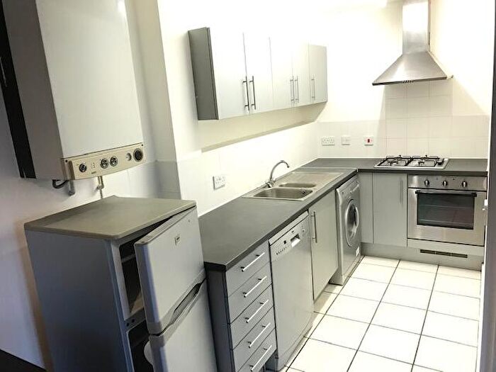 2 Bedroom Apartment To Rent In Jackdaw Close, Derby, DE22