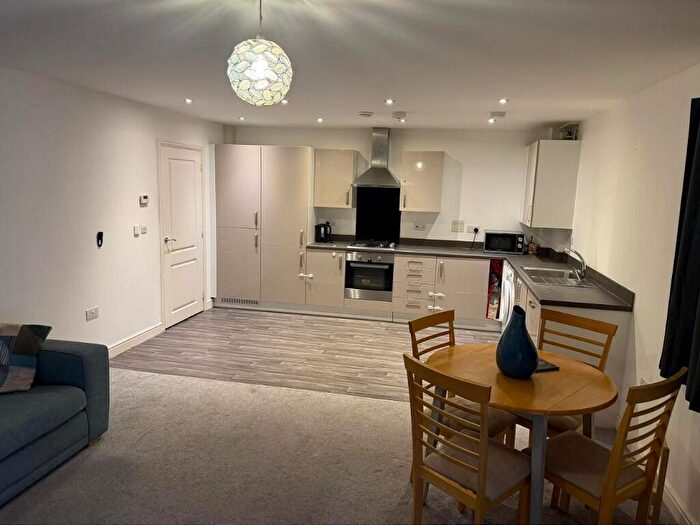 2 Bedroom Flat For Sale In Mason Avenue, DA10