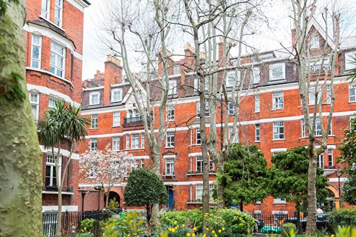 1 Bedroom Flat To Rent In Gilbert Street, London, W1K