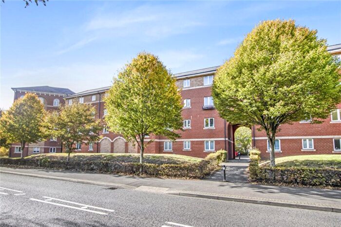 2 Bedroom Apartment To Rent In Saltash Road, Churchward, Swindon, Wiltshire, SN2