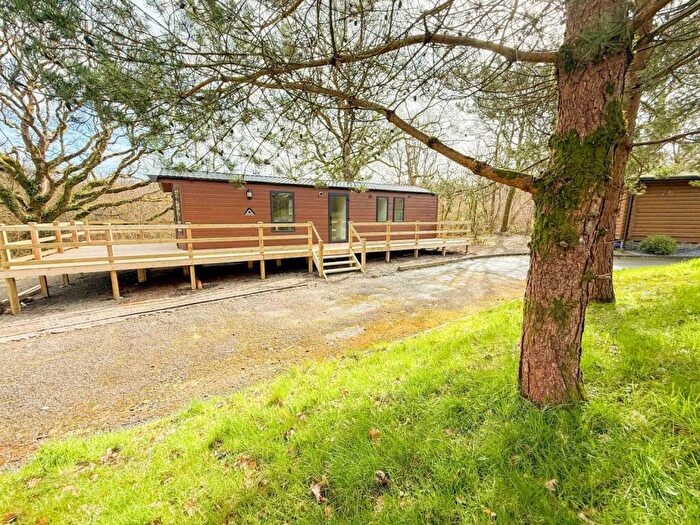 2 Bedroom Caravan For Sale In Cenarth, Newcastle Emlyn, SA38