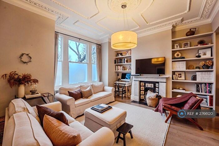 4 Bedroom Terraced House To Rent In Forthbridge Road, London, SW11