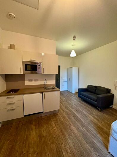 1 Bedroom Flat To Rent In Moorfields, Liverpool, L2