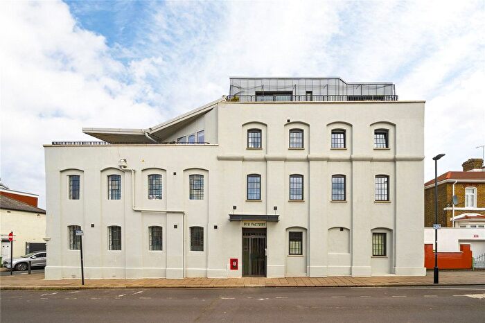 2 Bedroom Flat For Sale In Dye Factory Apartments, London Road, London, E13