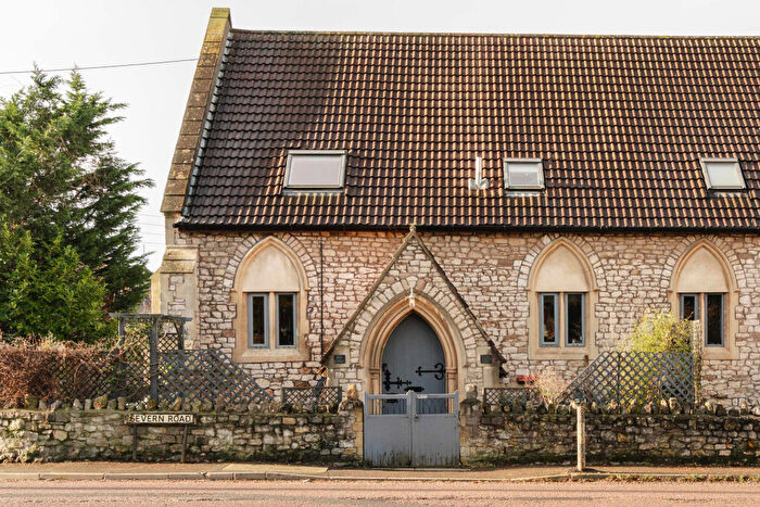 3 Bedroom Semi Detached House For Sale In Severn Road, Hallen, Bristol, BS10