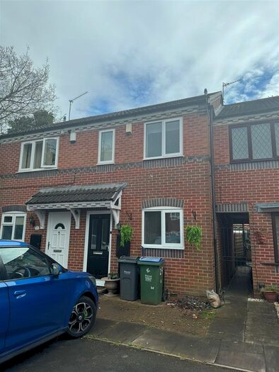 2 Bedroom Terraced House To Rent In Delamere Drive, Walsall, WS5