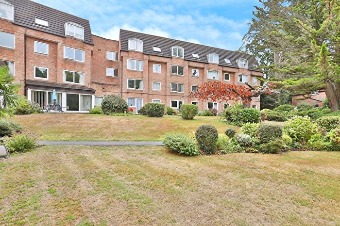 1 Bedroom Flat For Sale In Wimborne Road, Bournemouth, BH2