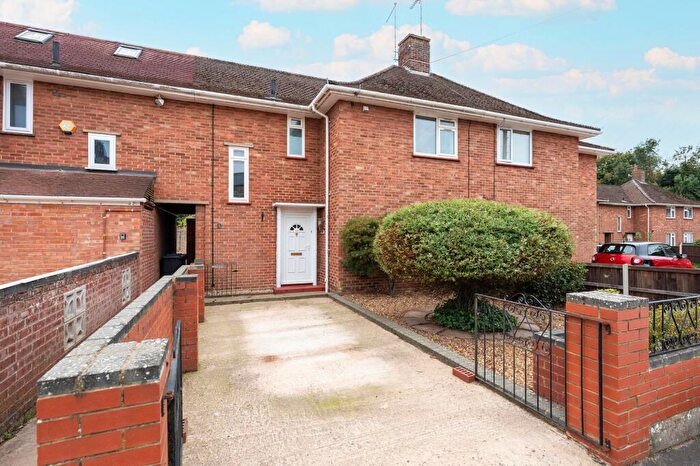 3 Bedroom Terraced House For Sale In Rydal Close, Norwich, NR5