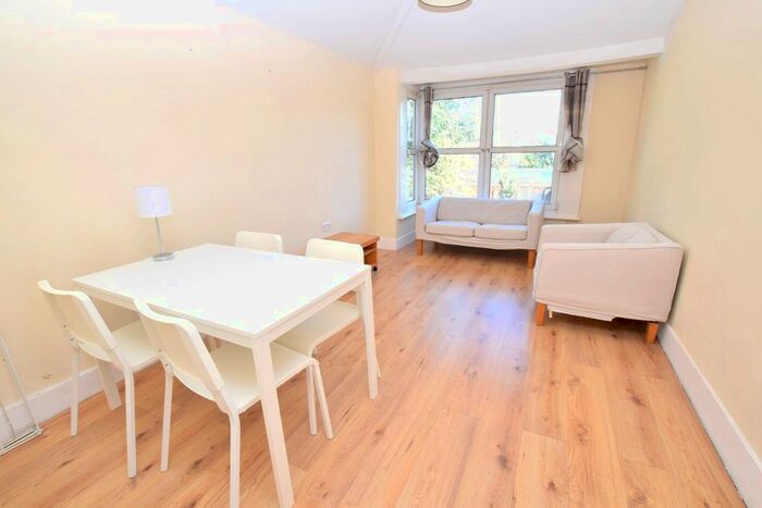 2 Bedroom Flat To Rent In Salisbury Road, Forest Gate, E7