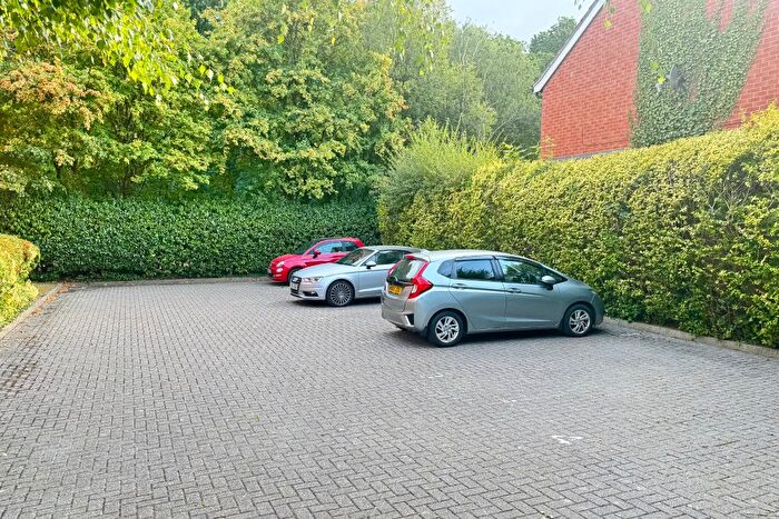 2 Bedroom Flat For Sale In Angelica Way, Whiteley, PO15