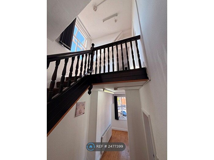 3 Bedroom Flat To Rent In Donnington St, Leicester, LE2