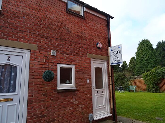2 Bedroom Flat To Rent In The Willows, Hessle, HU13