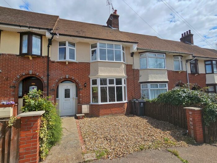 3 Bedroom Terraced House To Rent In Portland Avenue, Harwich, CO12