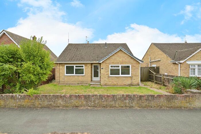 3 Bedroom Detached Bungalow For Sale In Waltham Walk, Eye, Peterborough, PE6