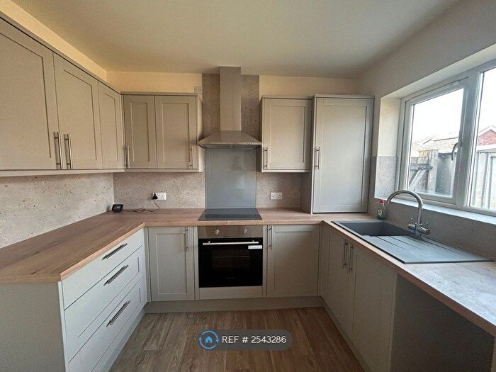 2 Bedroom Bungalow To Rent In Harrow Road, Skegness, PE25