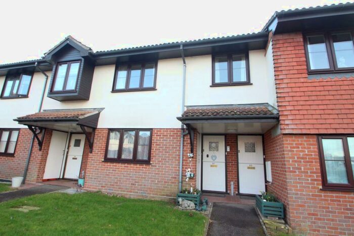 2 Bedroom Maisonette To Rent In Old Farm Court Billericay, CM12