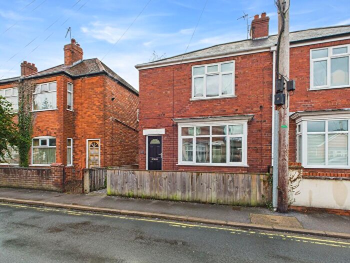 3 Bedroom Semi-Detached House For Sale In Norwood Far Grove, Beverley, HU17