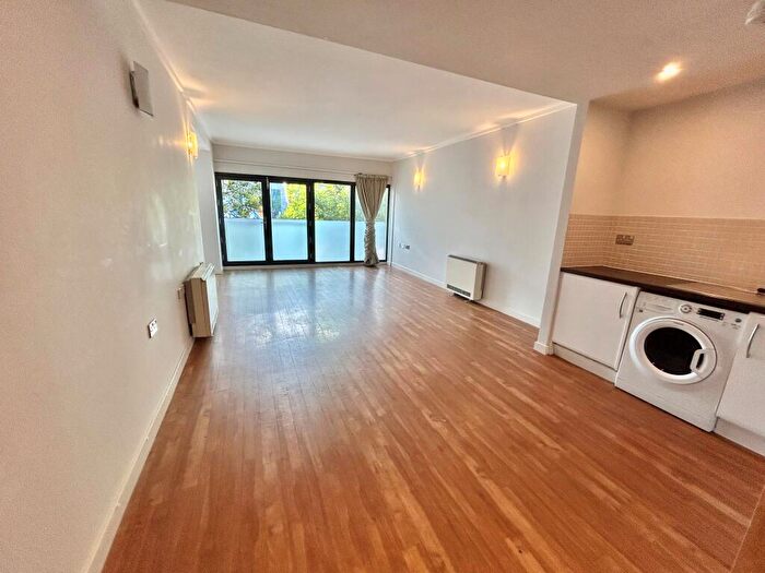 2 Bedroom Apartment To Rent In Belward Street, Nottingham, NG1