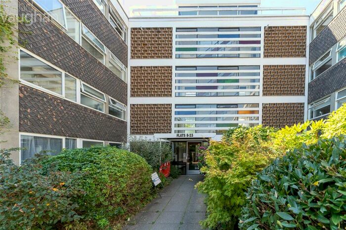2 Bedroom Flat To Rent In Somerhill Road, Hove, East Sussex, BN3