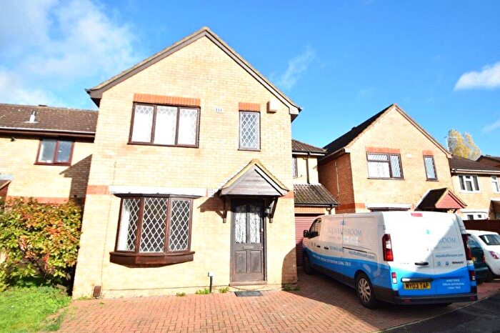 3 Bedroom Detached House To Rent In Bader Gardens, Slough, Berkshire, SL1