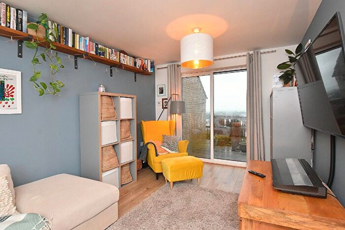 3 Bedroom Detached House For Sale In Wincanton, Somerset, BA9