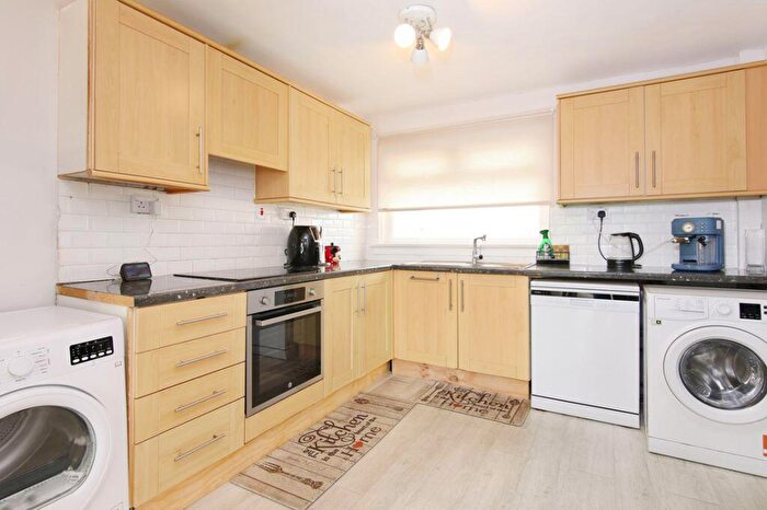 3 Bedroom End Of Terrace House For Sale In Northfield Gardens, Prestonpans, East Lothian, EH32