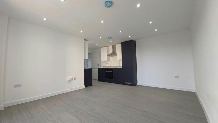 1 Bedroom Flat To Rent In Flat, A Union Road, Croydon, CR0