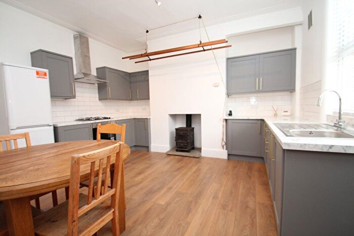 4 Bedroom Terraced House To Rent In Methley Place, Chapel Allerton, Leeds, West Yorkshire, LS7