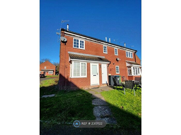 1 Bedroom Semi-Detached House To Rent In Thistle Close, Hemel Hempstead, HP1