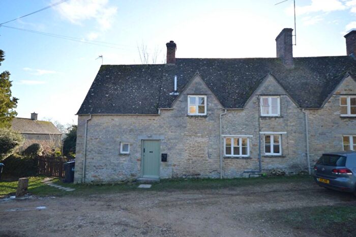2 Bedroom Semi-Detached House To Rent In The Green, Fifield, OX7