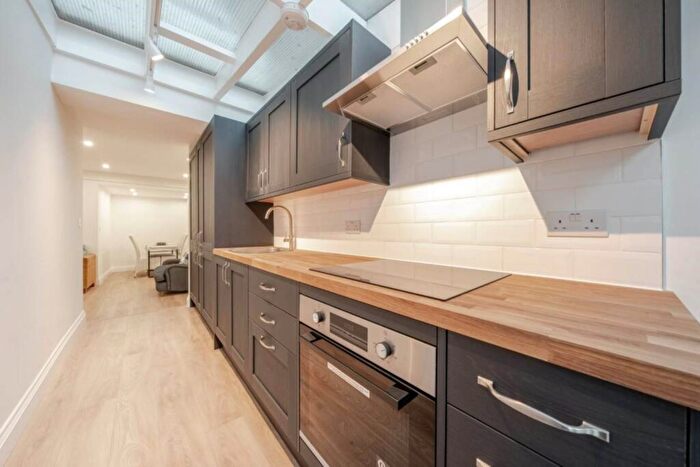 2 Bedroom Semi-Detached House For Sale In Hetley Road, Shepherds Bush, W12