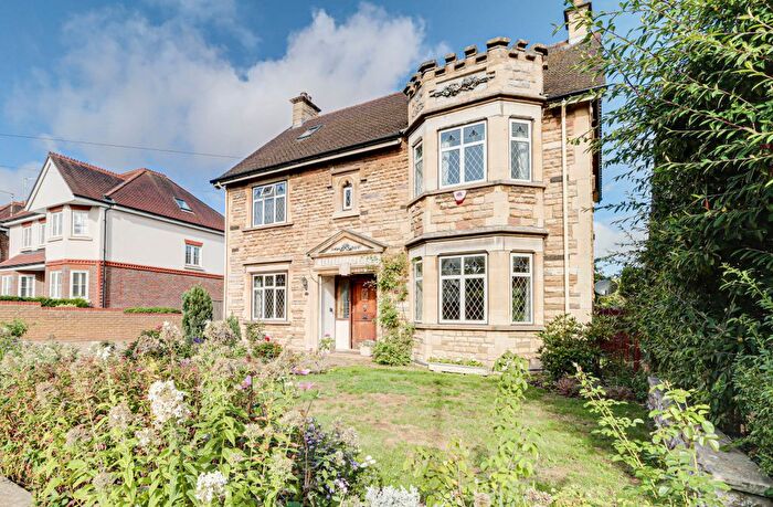 5 Bedroom Detached House For Sale In Jameson Road, Harpenden, Hertfordshire, AL5
