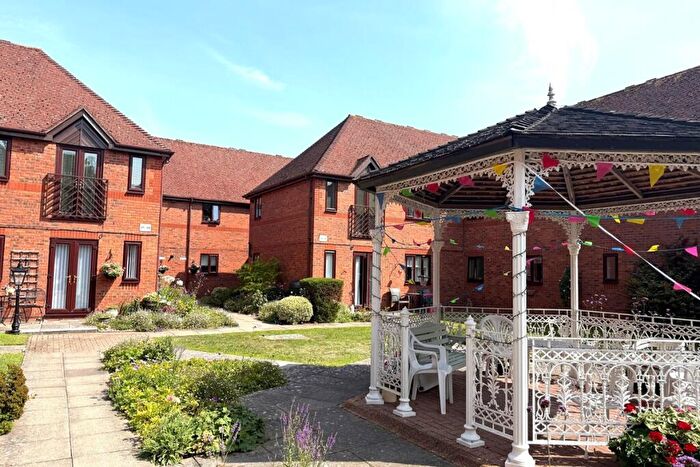 1 Bedroom Retirement Property For Sale In The Courtyard, / Offington Lane, Offington, Worthing, West Sussex, BN14