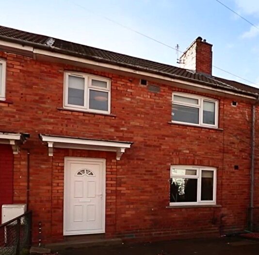 4 Bedroom Terraced House To Rent In Ringwood Crescent, Bristol, BS10