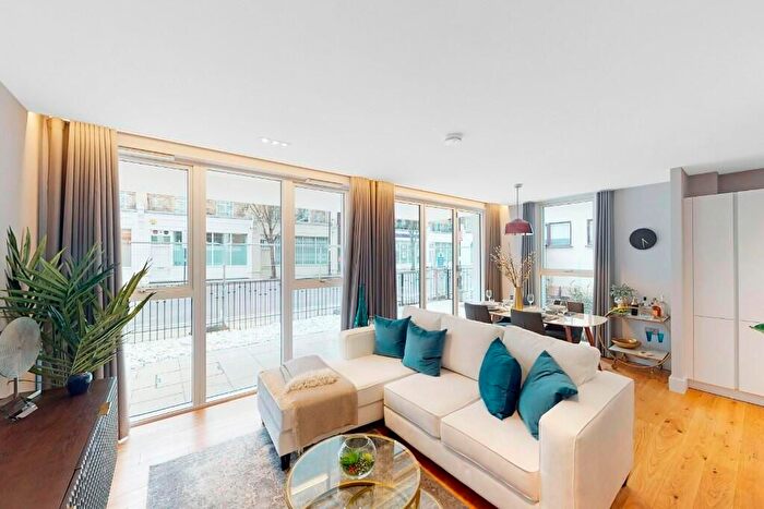 2 Bedroom Flat To Rent In Halliford Street, London, London, N1