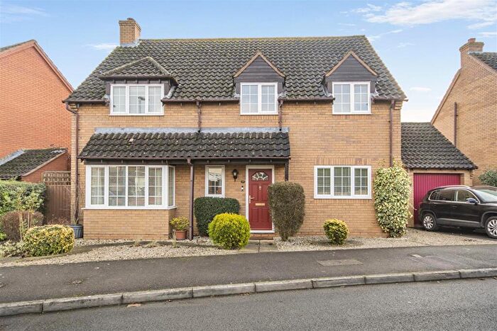 4 Bedroom Detached House For Sale In Onslow Road, Newent, GL18