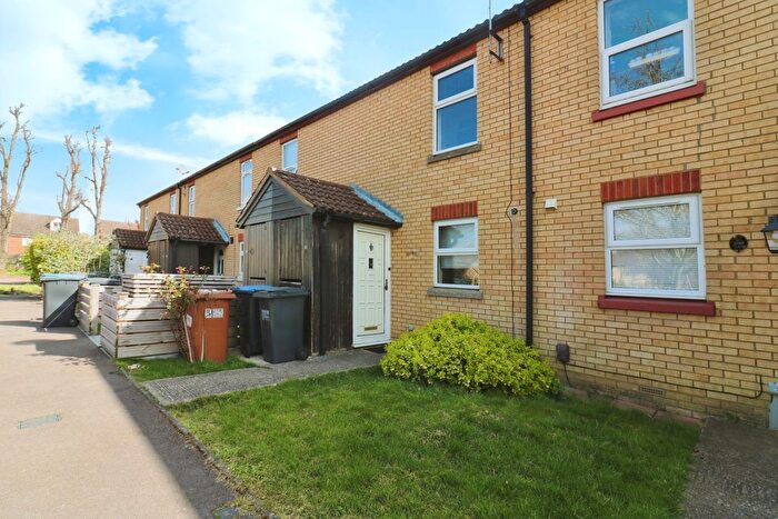 2 Bedroom Terraced House To Rent In Oaktree Garth, Welwyn Garden City, AL7