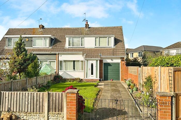 3 Bedroom Bungalow For Sale In High Eggborough Lane, Eggborough, Goole, North Yorkshire, DN14