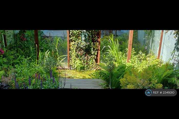 4 Bedroom Flat To Rent In Trott Street, London, SW11