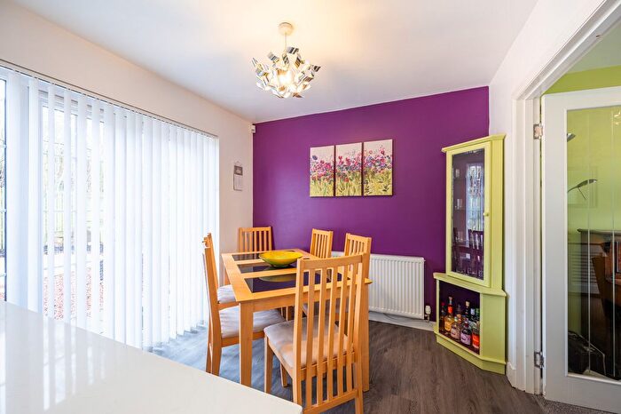 4 Bedroom Detached House For Sale In Old Smithy, Irvine, KA11