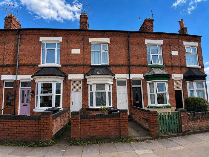 3 Bedroom Terraced House For Sale In Knighton Fields Road West, Aylestone, LE2