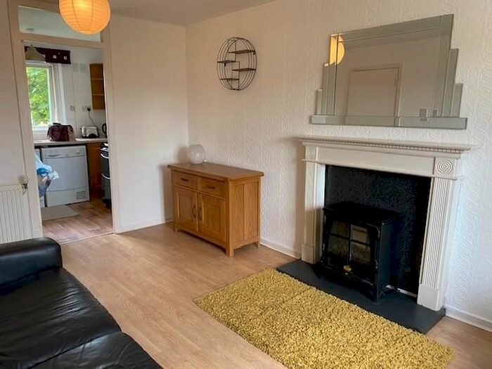 1 Bedroom Flat To Rent In /, Wellcroft Place, Glasgow, G5