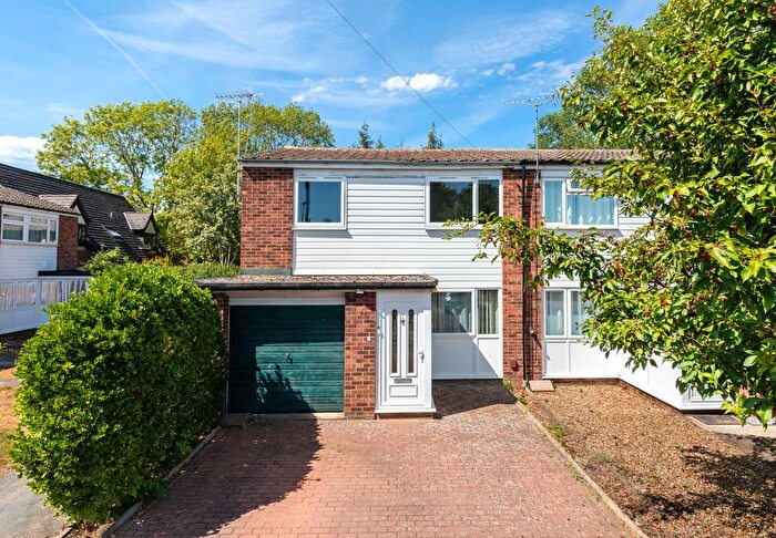 3 Bedroom End Of Terrace House For Sale In Kirkby Close, Cambridge, CB4
