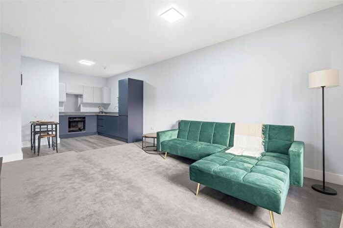 1 Bedroom Apartment For Sale In Cox's Yard, - Rayne Road, Braintree, Essex, CM7